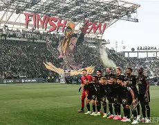 清晨中超焦点战,洛杉矶湖人遗憾出局,球迷炸锅,赛程密集仍需轮换 清晨中超焦点战,洛杉矶湖人遗憾出局,球迷炸锅,赛程密集仍需轮换