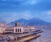 好博体育-那不勒斯迎欧冠关键赛，赛前强势反弹，引发热议，训练强度明显提升